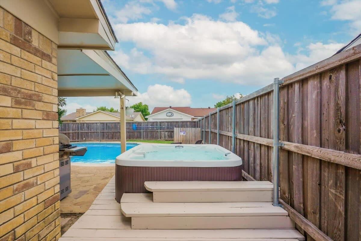 Royal European Vacation House With Pool Carrollton Exterior foto